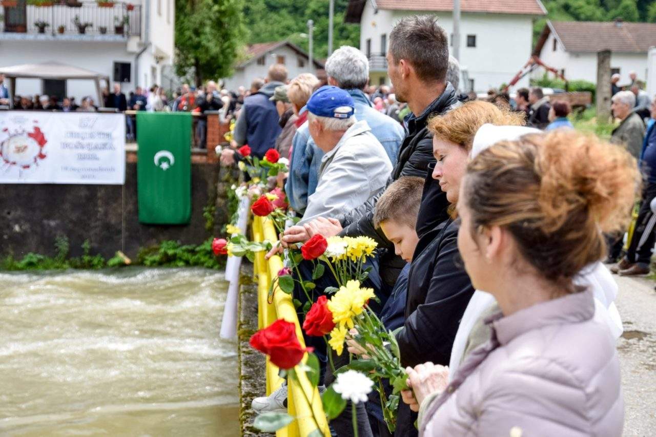 Jezero 2.jpg - Hadžić: Zaboravljeni zločin u srcu Bosne i Hercegovine